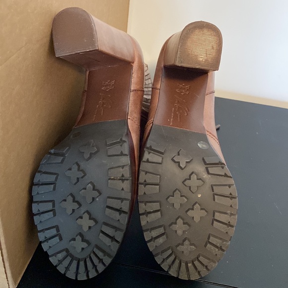 Vince Camuto Heeled Booties - Picture 11 of 12